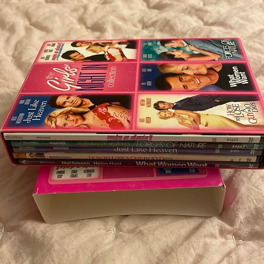 Girls Night In Collection of 5 Romantic Movies - Picture 2 of 3